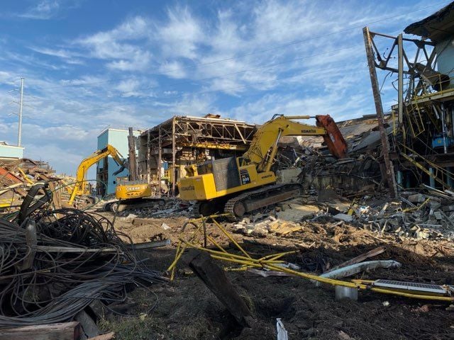 Fort Frances Mill demolition has begun Fort Frances Mill demolition has begun